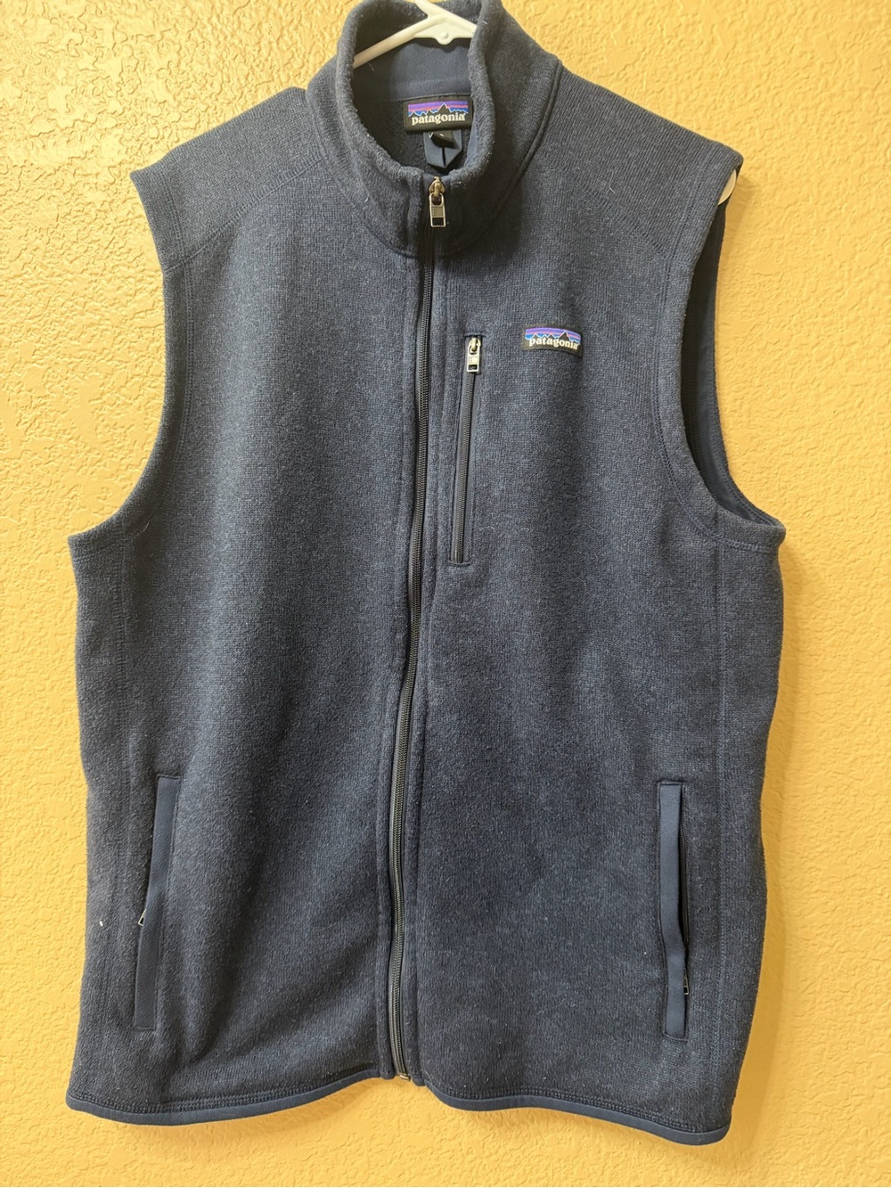 Patagonia Men’s Dark Navy Fleece Vest - Full Zip